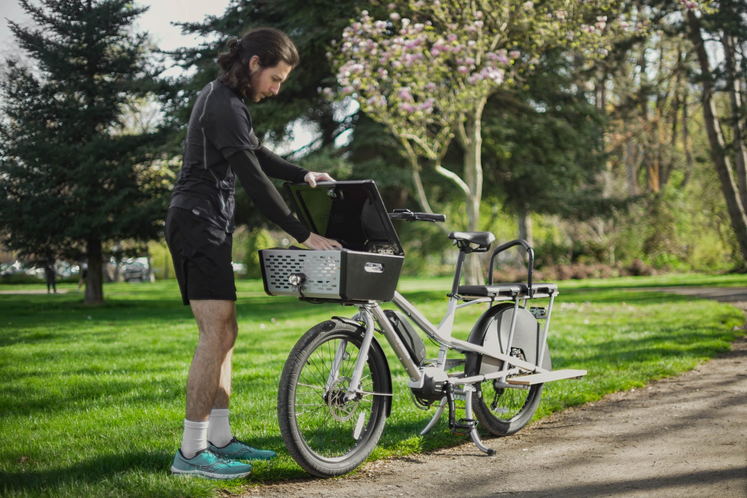 Yuba Bikes Lifestyle Pot on Kombi E5