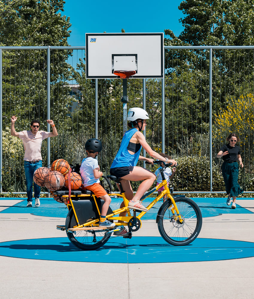 yuba_kombi_yellow_basketball_kids_sideboards-1-2-2