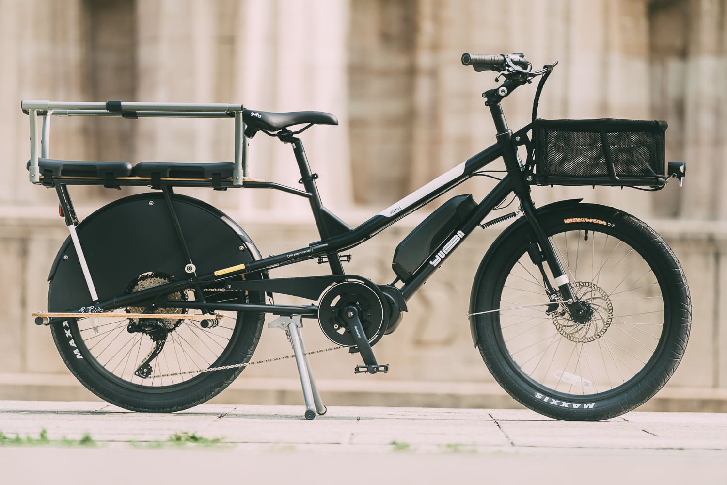 yuba_bikes_lifestyle_kombie6_stuffrack_monkeybars_sideboards_softspots-1-2