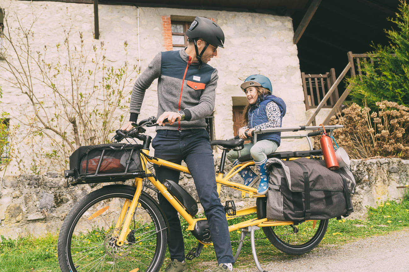 yuba_bikes_electric_mundo_yellow_monkeybars_softspot_go-getter_breadbasket_children_dad-5-2